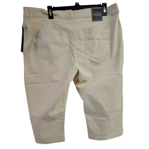 Sag Harbor Sz 16 Khaki Capri Crops Pants New msrp $60 - Picture 2 of 4